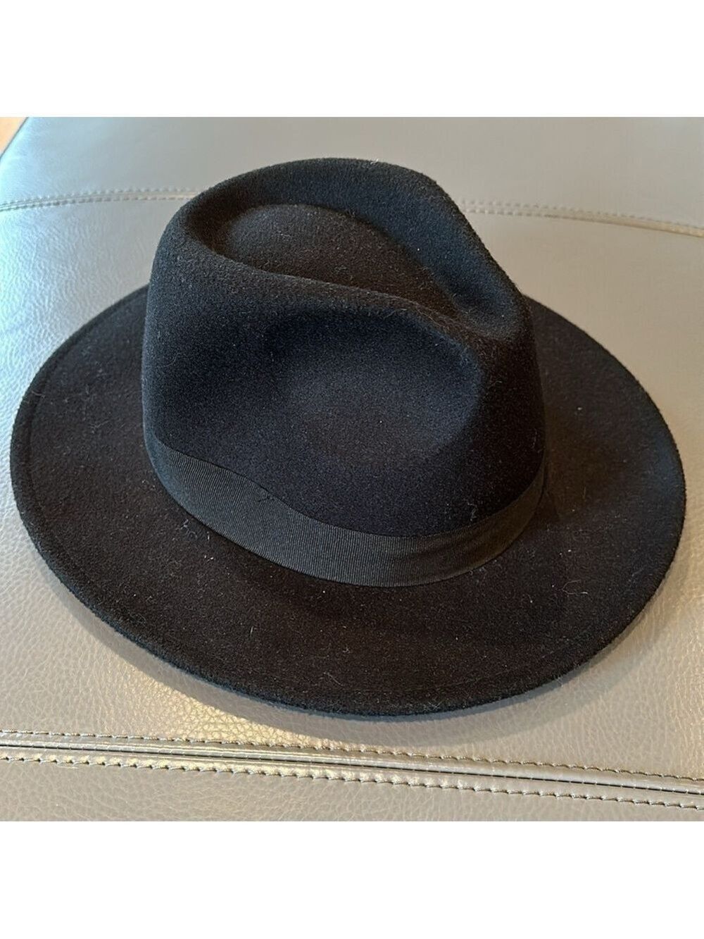 H&M hat - Picture 1 of 8